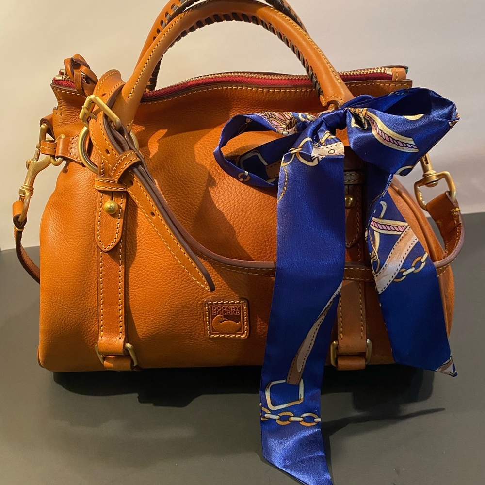 - 🎀TWILLY🎀Style your HandBag/ Scarf/Ribbon/Neck/Wrist